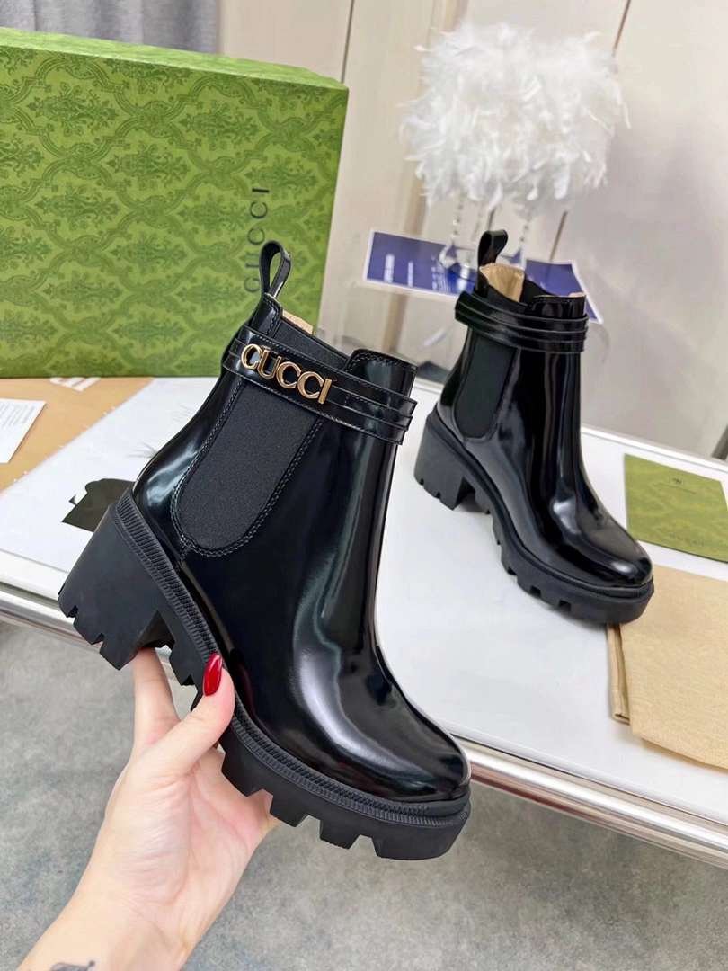 Gvc*1 Mid Heel Boot With Logo Black 734909 Aabk6 1000