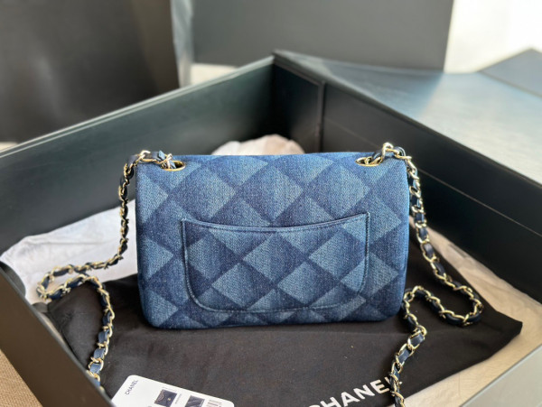 CL FLAP BAG 20CM