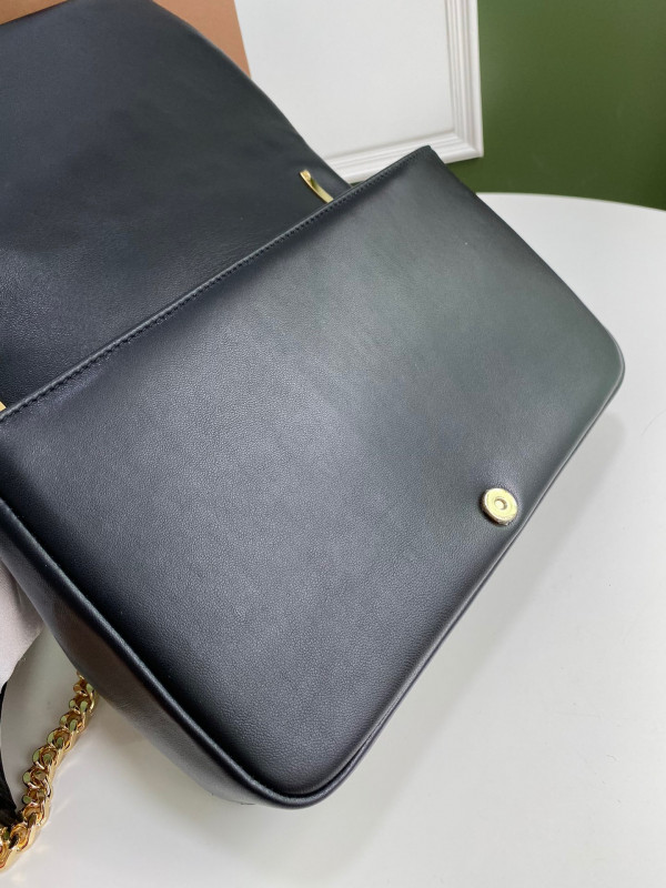 B**rry medium lola bag