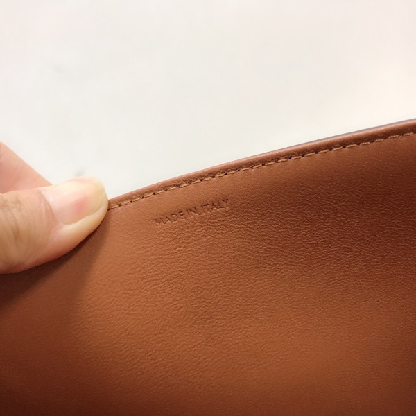 Ce**e besace 16 bag in satinated calfskin