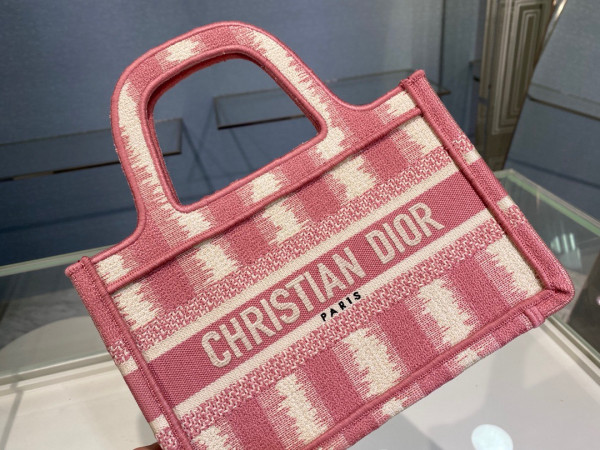 D*or book tote mini