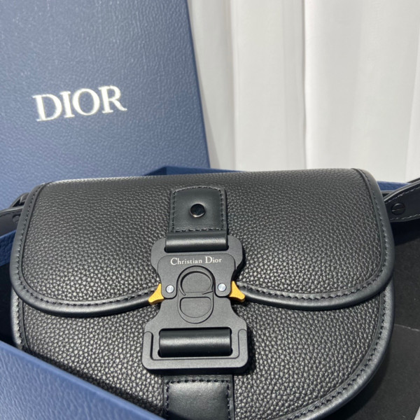D*or gallop messenger bag