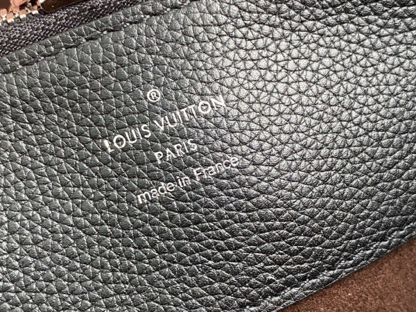 l**is V*t*n bella tote