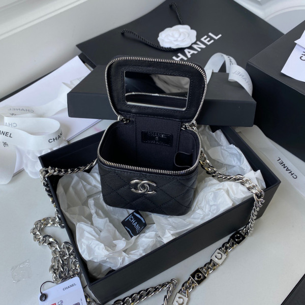 CL VANITY CASE