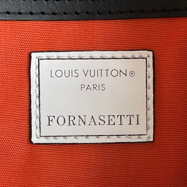 l**is V*t*n keepall bandouliÈre 45