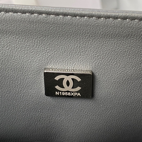 CL FLAP BAG