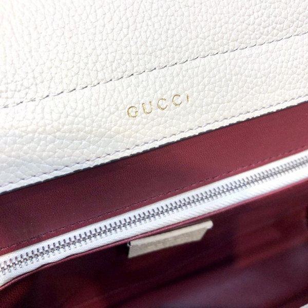 G*u*i zumi grainy leather small top handle bag