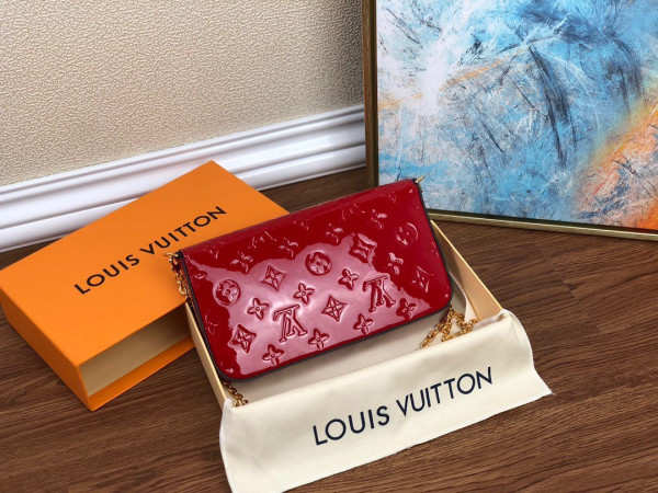 l**is V*t*n pochette fÉlicie