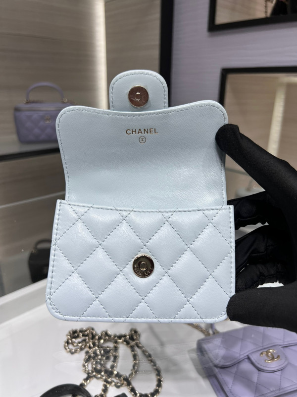 CL FLAP COIN PURSE WITH CHAIN