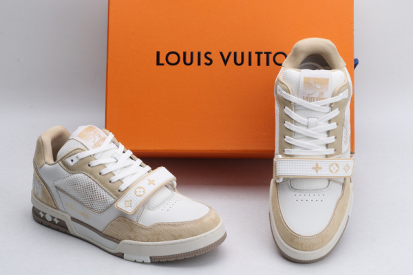 l**is V*t*n trainer sneaker
