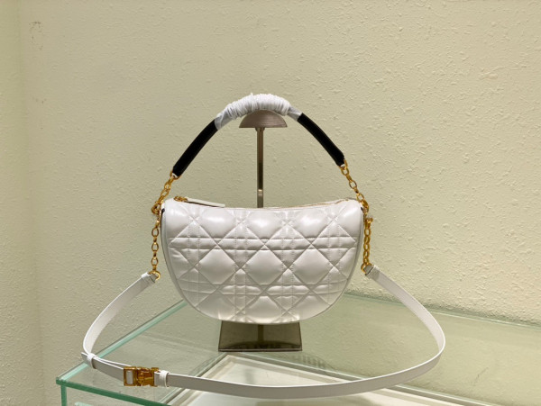 D*or medium vibe hobo bag