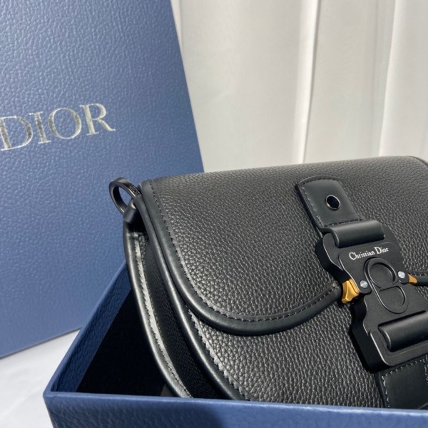 D*or gallop messenger bag