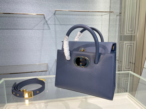 D*or large st honorÉ tote