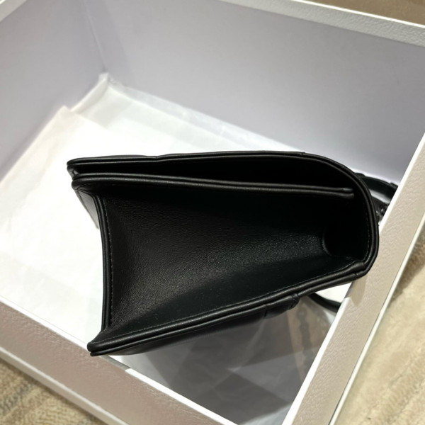 D*or 30 montaigne chain bag with handle