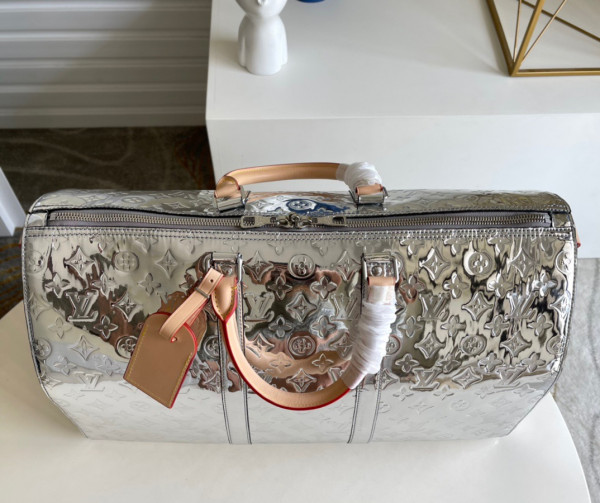 l**is V*t*n keepall bandouliÈre 50