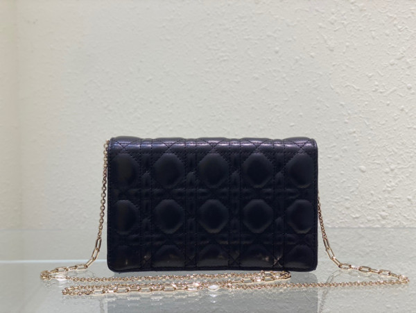 D*or lady D*or chain pouch