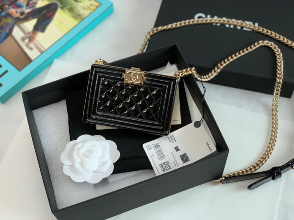 CL BOY MINAUDIERE