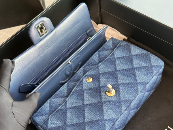 CL FLAP BAG