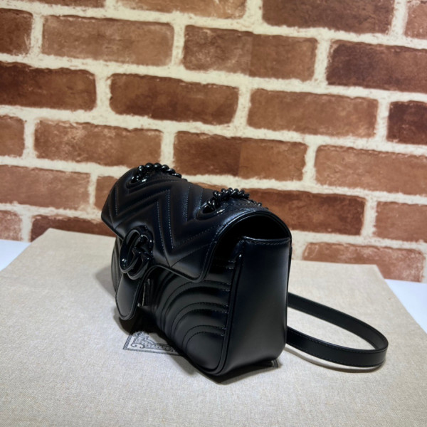 G*u*i gg marmont 22cm