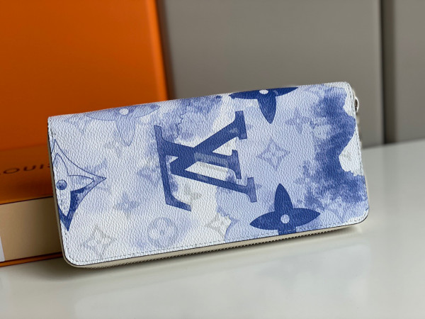 l**is V*t*n zippy wallet