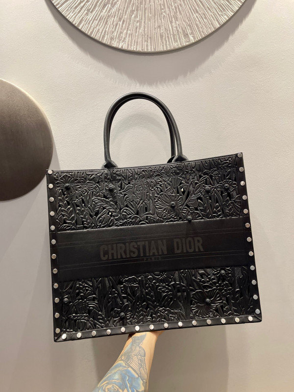 D*or D*oramour D*or book tote