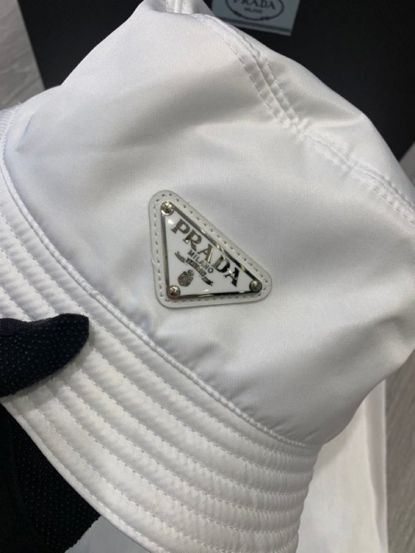 Pra*a nylon bucket hat