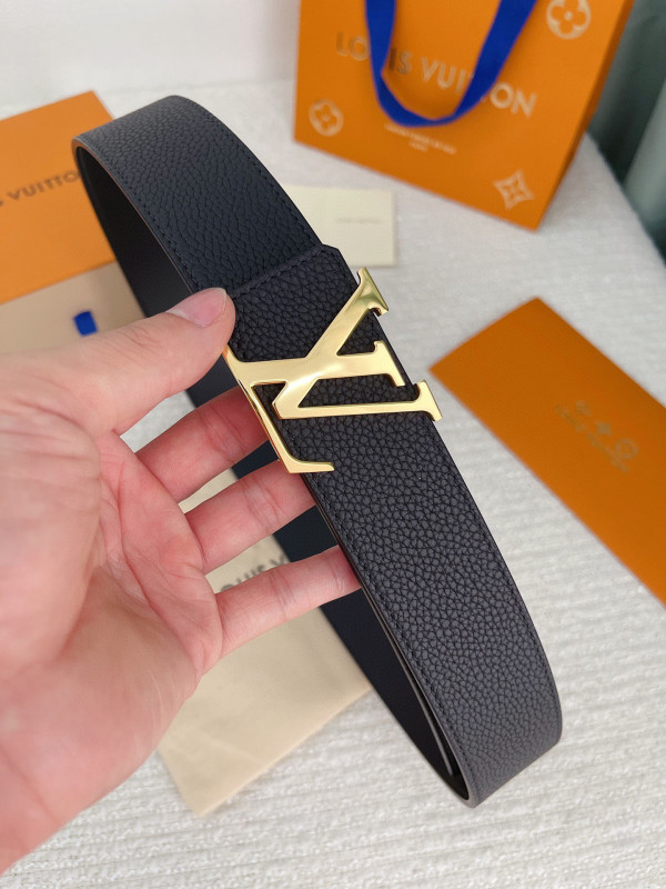 l**is V*t*n belt