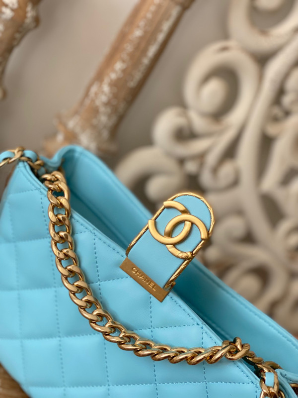 CL HOBO HANDBAG