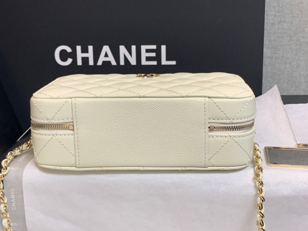 CL VANITY CASE