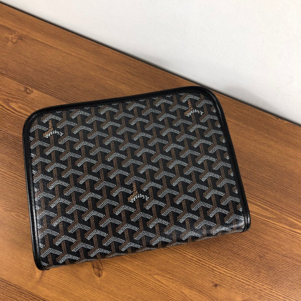 Go*ard toiletry bag