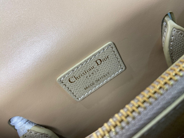 D*or large st honorÉ tote