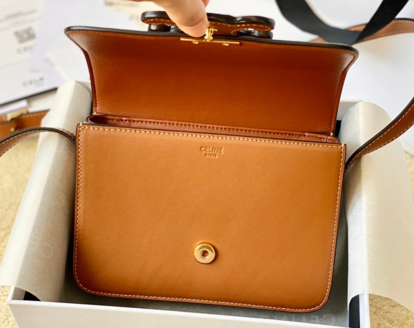 Ce**e teen triomphe bag
