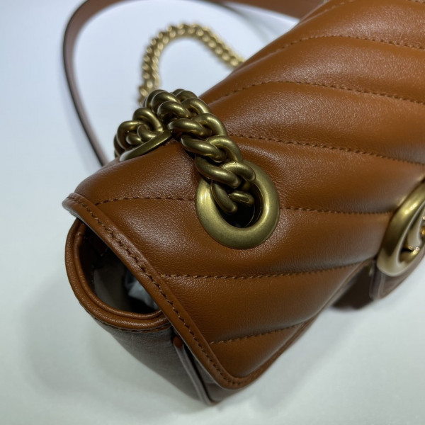 G*u*i gg marmont 22cm
