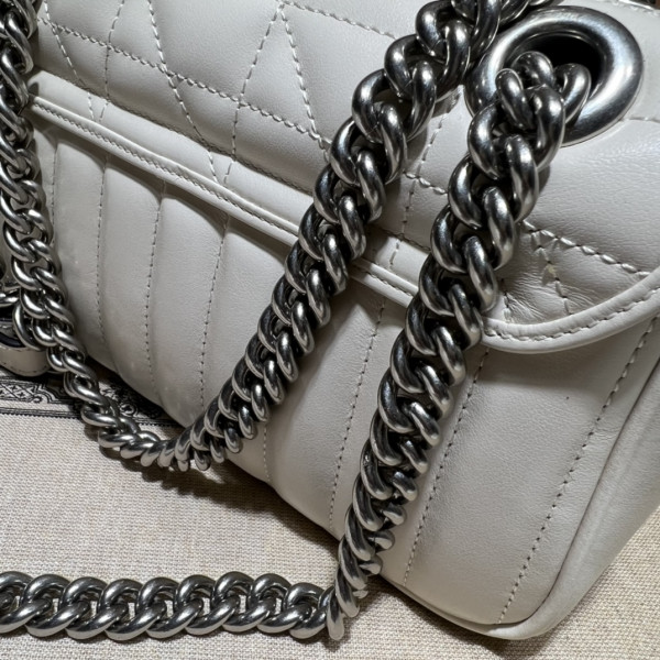 G*u*i gg marmont 22cm