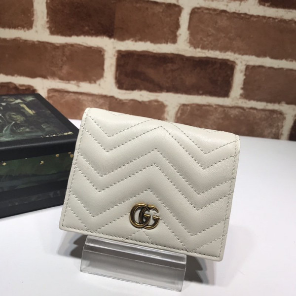 G*u*i gg marmont card case wallet