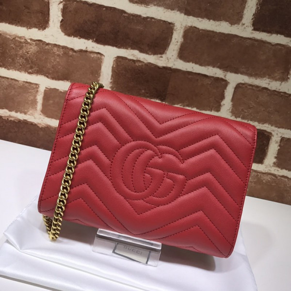 G*u*i gg marmont chain wallet