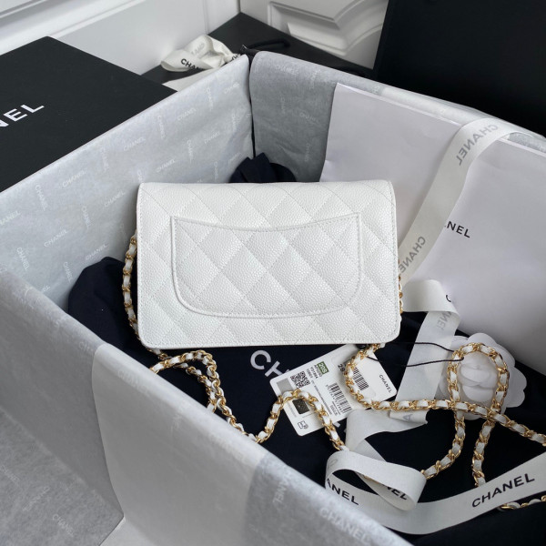 CL CHAIN WALLET CAVIAR NEW EDITION