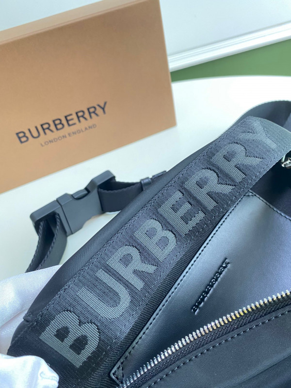 B**rry bum bag