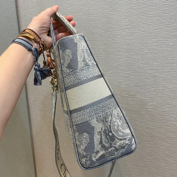 D*or large lady d-lite bag