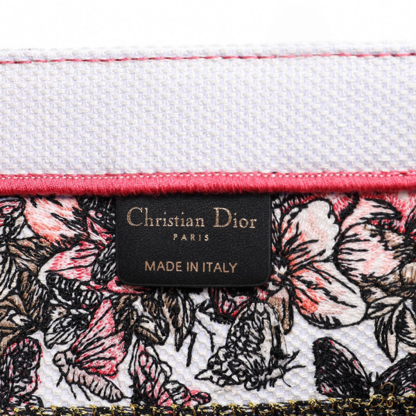 medium D*or book tote