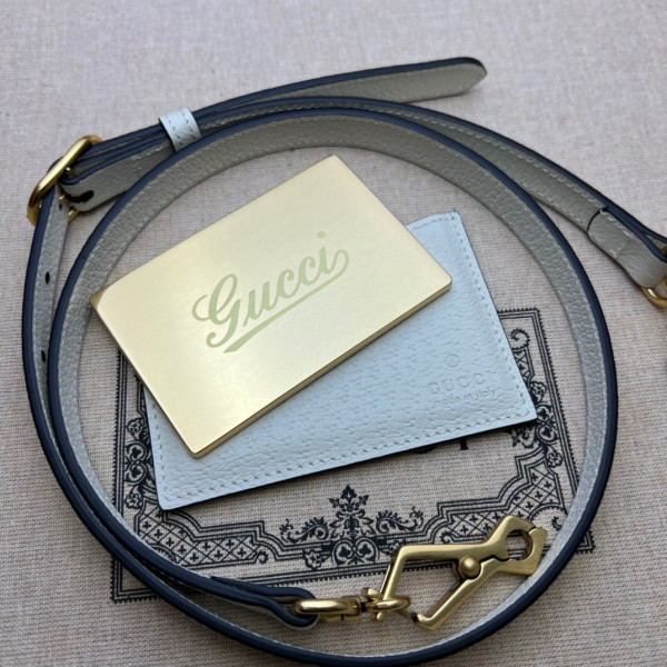 G*u*i small top handle bag with bamboo
