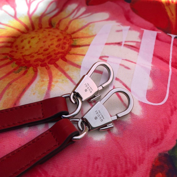 G*u*i zumi small top handle bag
