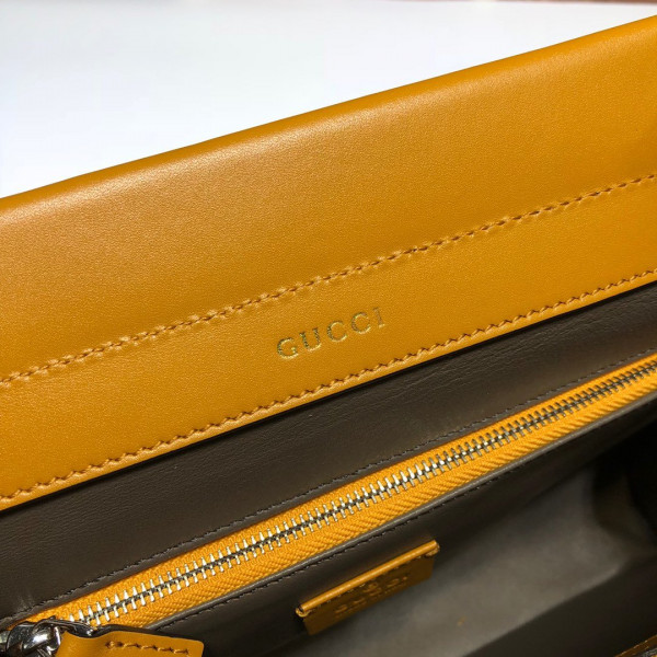 G*u*i zumi small top handle bag