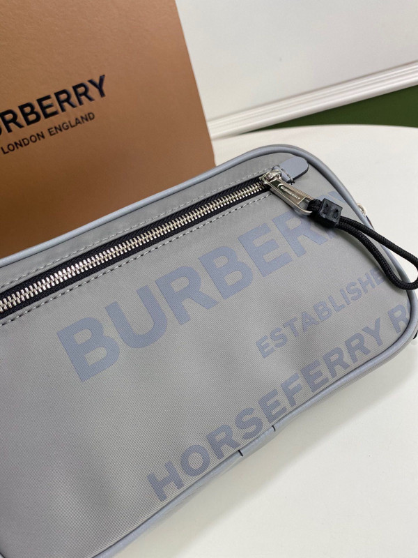 B**rry bum bag