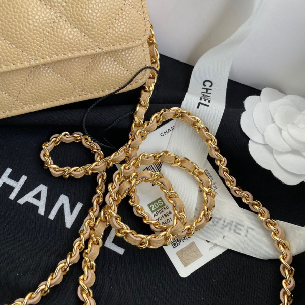 CL CHAIN WALLET CAVIAR NEW EDITION