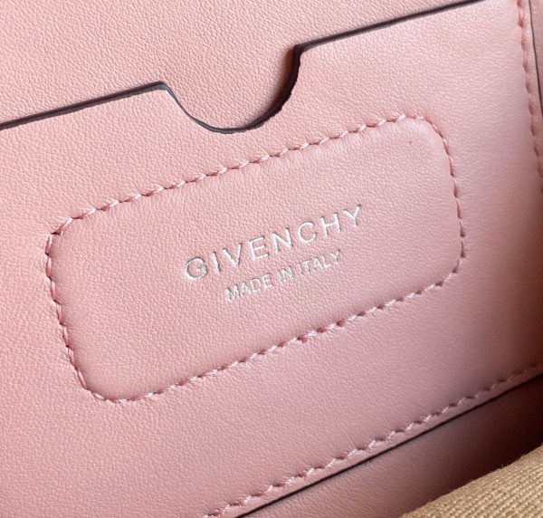 GIVENCHY ANTIGONA SOFT