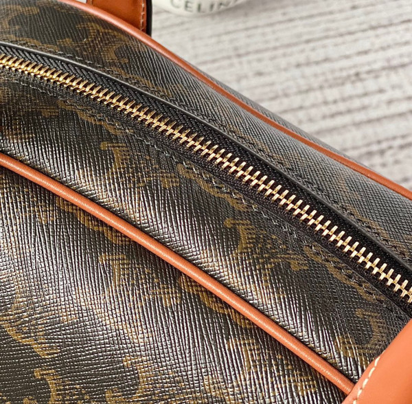 Ce**e boston in triomphe canvas and calfskin