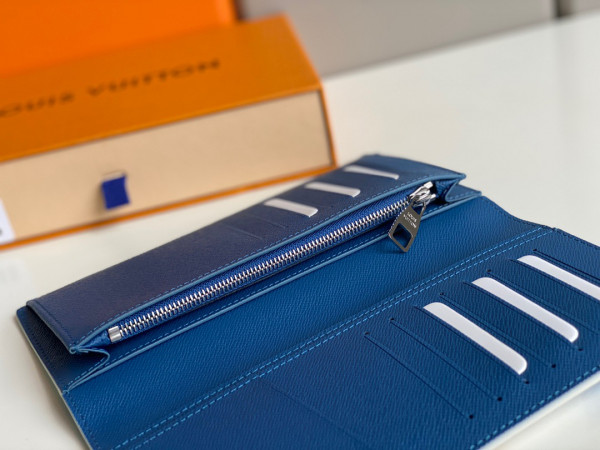 l**is V*t*n brazza wallet