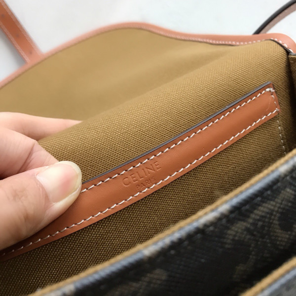 Ce**e medium folco bag in triomphe canvas
