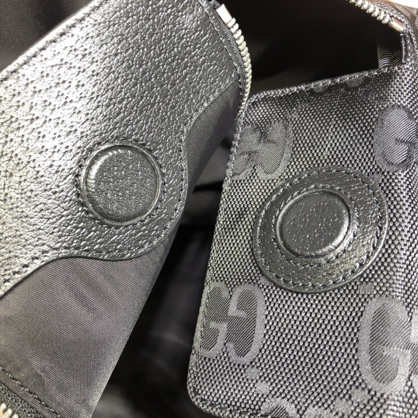 G*u*i off the grid duffle bag